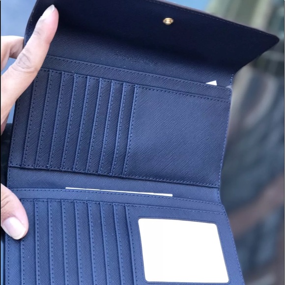 NWT MICHAEL KORS HAILEE MD NAVY FLORAL SATCHEL SET - Picture 8 of 8